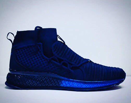 TravelFoxStyle's tweet photo. #Blue #Monday is filled with #color, #comfort and #style. Always be #winning in these #Navy Blue #TravelFox #Alpha-C Mids #Flyknits #4d #astepbeyondsneaker #iamtravelfox #travelfoxkids #travelfoxlove #travelfoxsounds #reallifestyle #movement #poweredbymillennials https://t.co/lhSagvWaLu