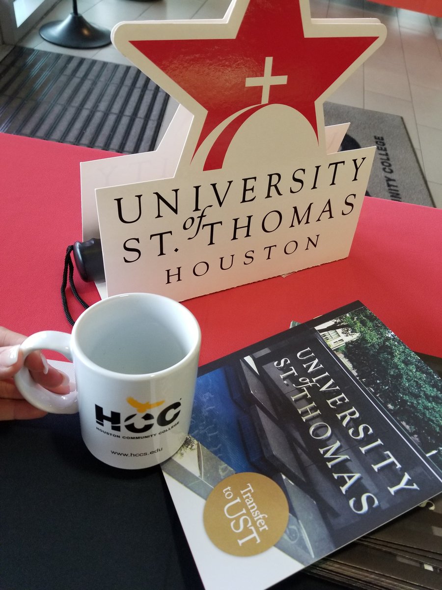 USTSaraJohnson's tweet image. Good morning @HCCDistrict #CentralCampus - come join the International Transfer Fair today until 2pm in LHSB! We can talk about the majors and scholarships for @stthomashouston . #Transfer2UST #TransferScholarships #InternationalStudents #Smiles4Everyone