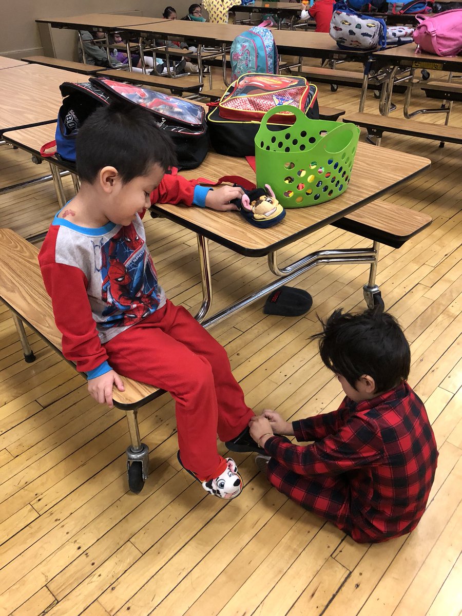 bhart610's tweet image. My cuddle up and read day (first day of #sasreadingweek) started with a warm heart when I walked into the cafeteria and saw a k4 friend helping another with his shoes.  #saspride #friends