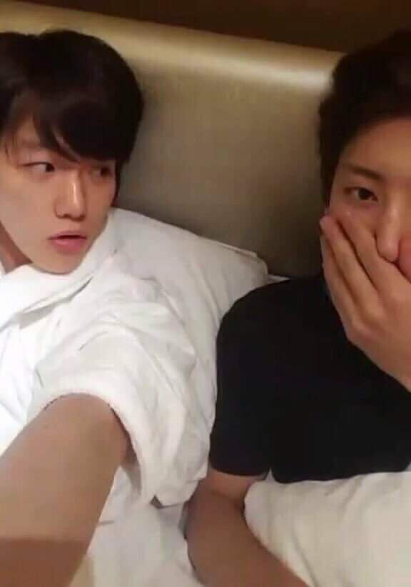 Oh my chanyeol my baekhyun tweet media