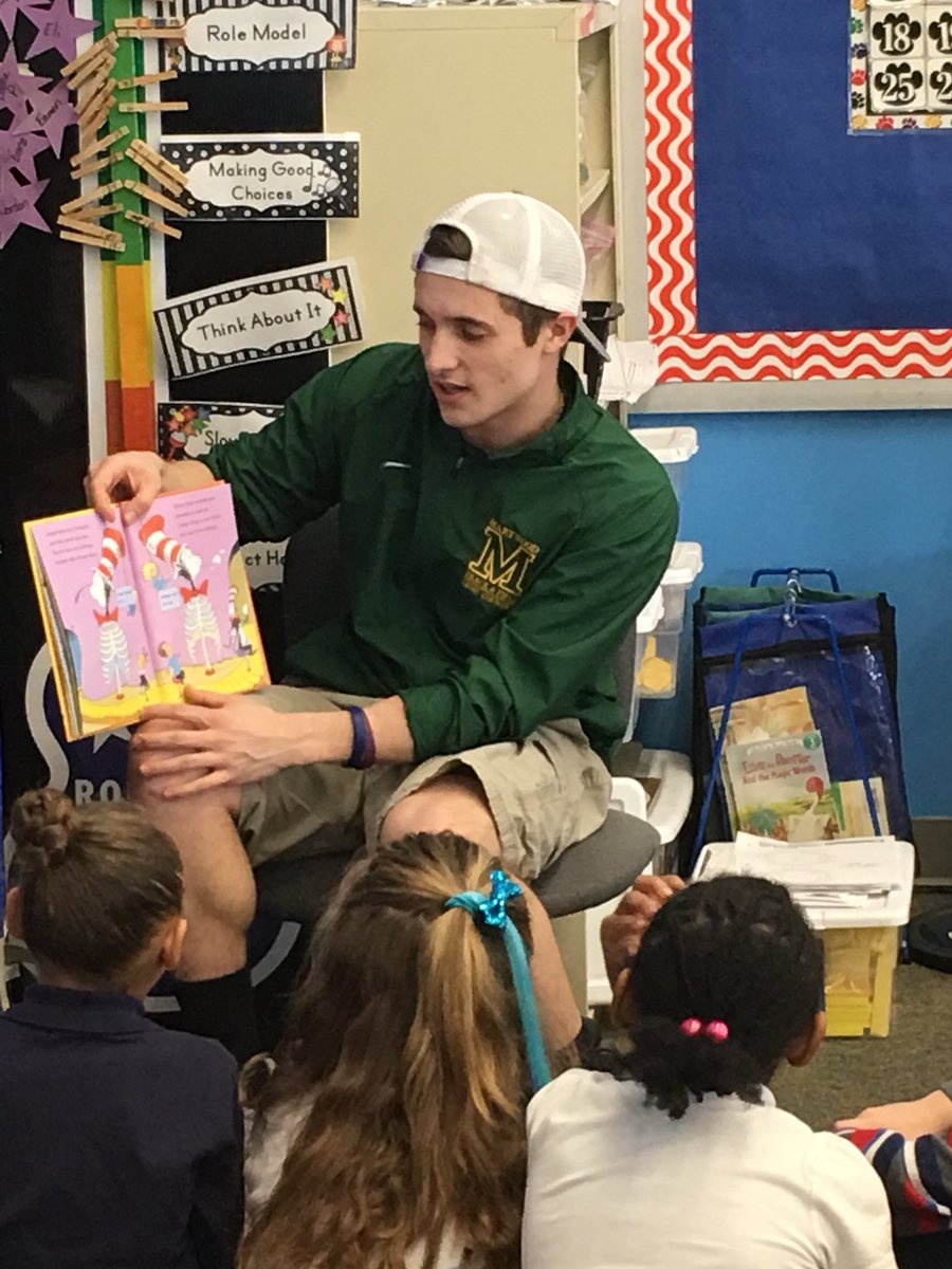 MarywoodSAAC's tweet photo. Our @marywoodpacers student-athletes had a blast reading at Robert Morris Elementary this morning for Dr.Seuss week! Thank you to @MrColeman15 for having us again. More pics to come! #PacersNeverStop https://t.co/760tauZdsY