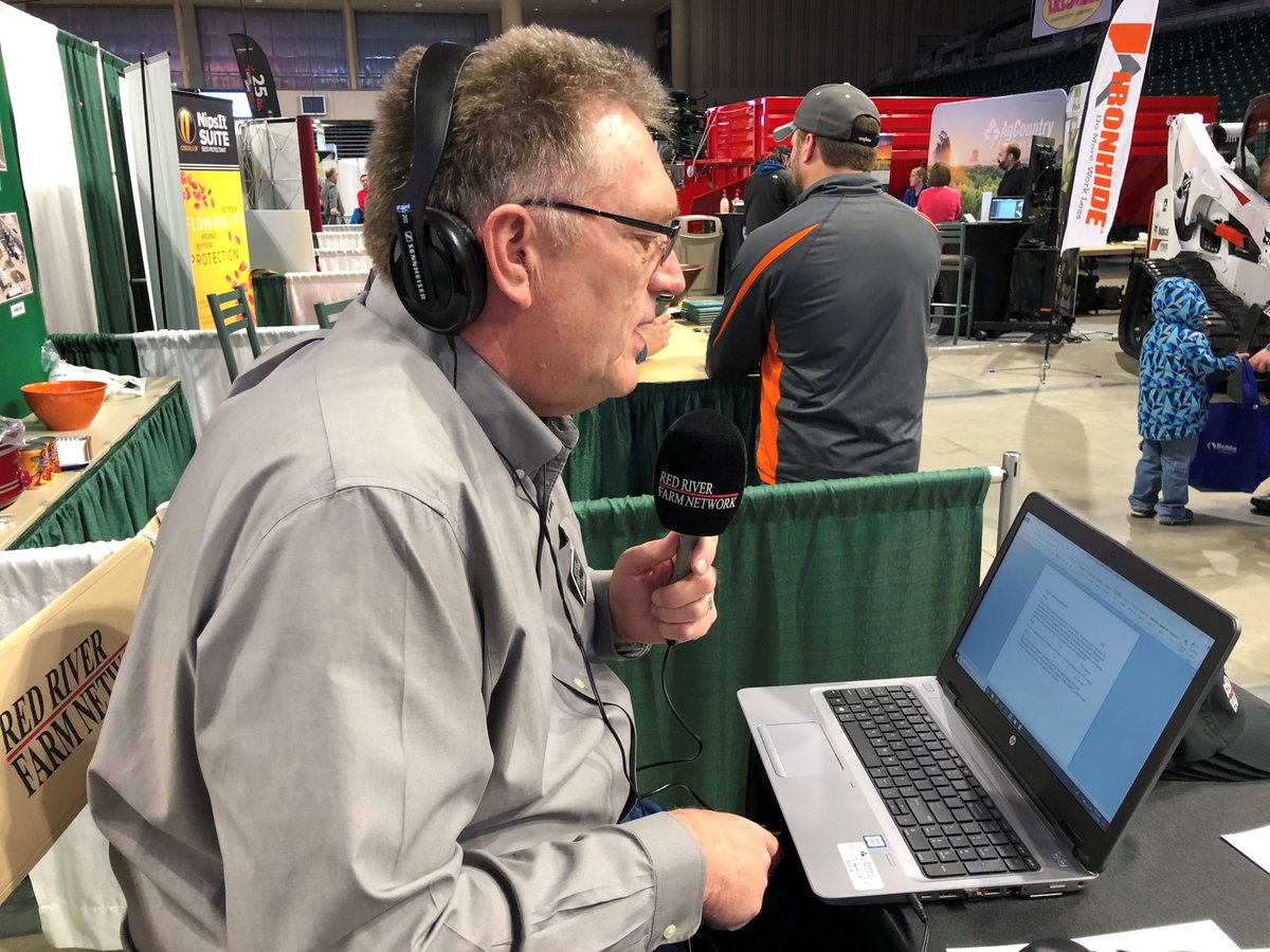 rrfn's tweet photo. This week's #FarmNetNews has coverage of @IntCropExpo, special @NationalFFA Week updates and more. Stay tuned throughout the week as RRFN brings you reports from @ComClassic in Anaheim, California. https://t.co/si6B4vMcIo https://t.co/zNntqPXTl6