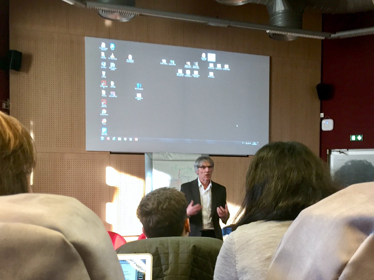 open_mind_lab's tweet image. On commence aujourd’hui notre formation à l’entrepreneuriat avec Michel Coster #designthinking #équipe @EMLYON