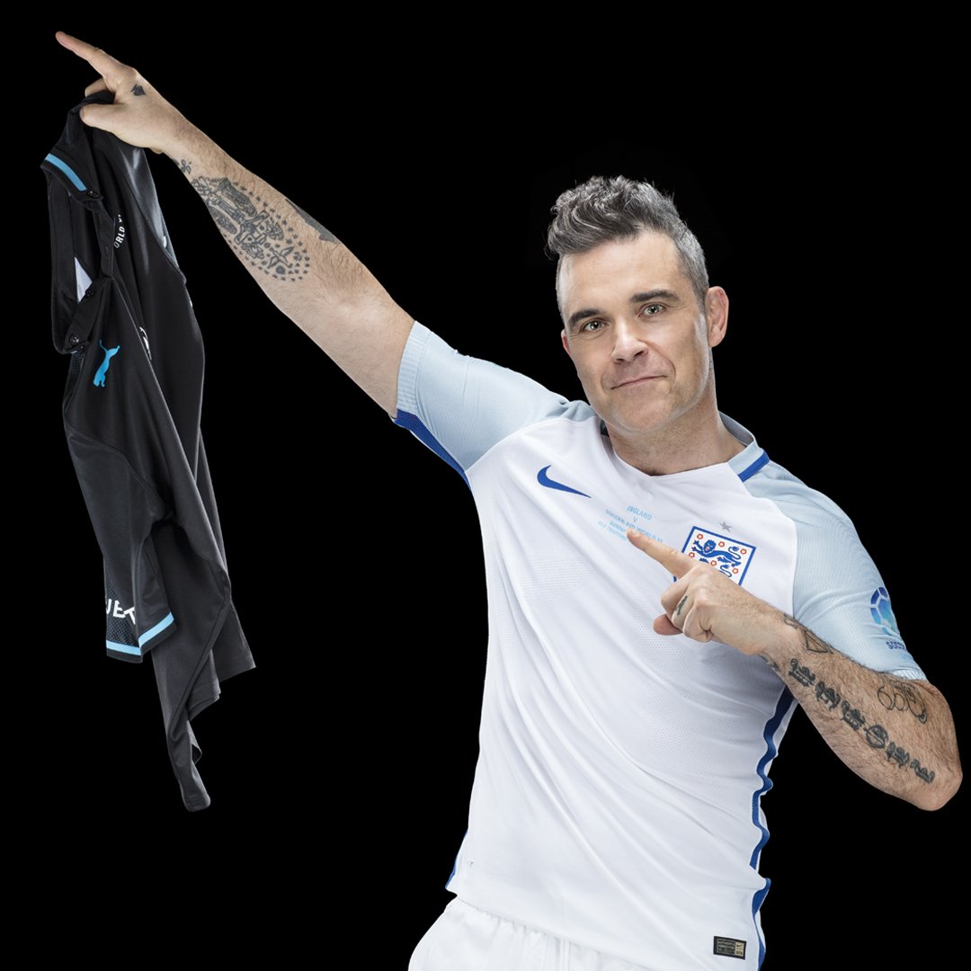 robbiewilliams's tweet photo. There will be more than one lightning bolt at Old Trafford on Sunday 10th June @usainbolt! ⚡️⚡️ #socceraid @socceraid https://t.co/x8mgRXMVWT