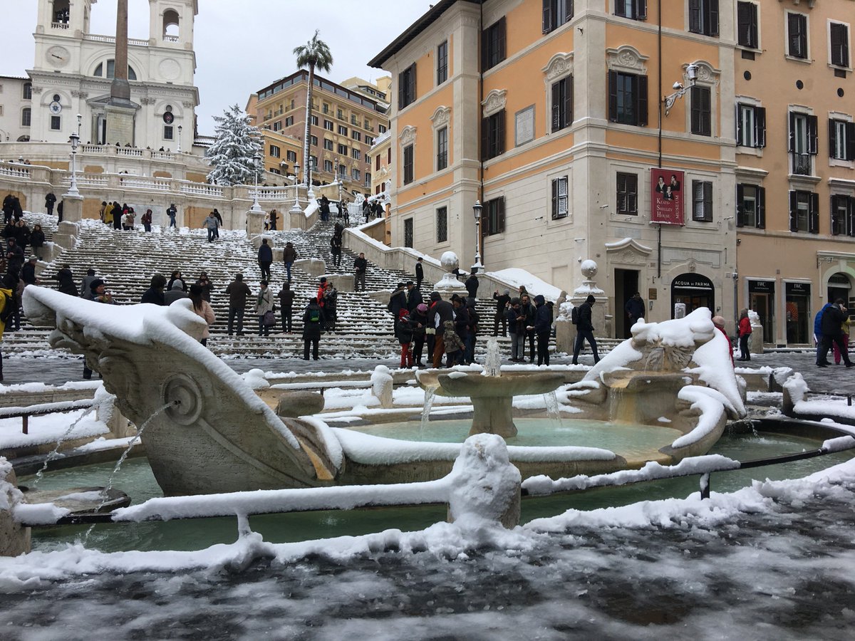 ITPoint2's tweet photo. Off topic
Ne parlano tutti, tutti postano qualche foto... e noi di #iTPoint ci adeguiamo ๐
+++ Cartoline da una Roma innevata +++
#Roma #neve #villaborghese #barcaccia #colosseo #foriimperiali #neveaRoma
@ITPoint2 https://t.co/UKXdInTNEa