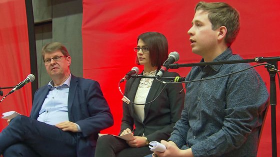 RTLNord's tweet image. Kevin Kühnert und Ralf Stegner diskutieren in Bad Schwartau über SPD-Zukunft rtly.de/evu