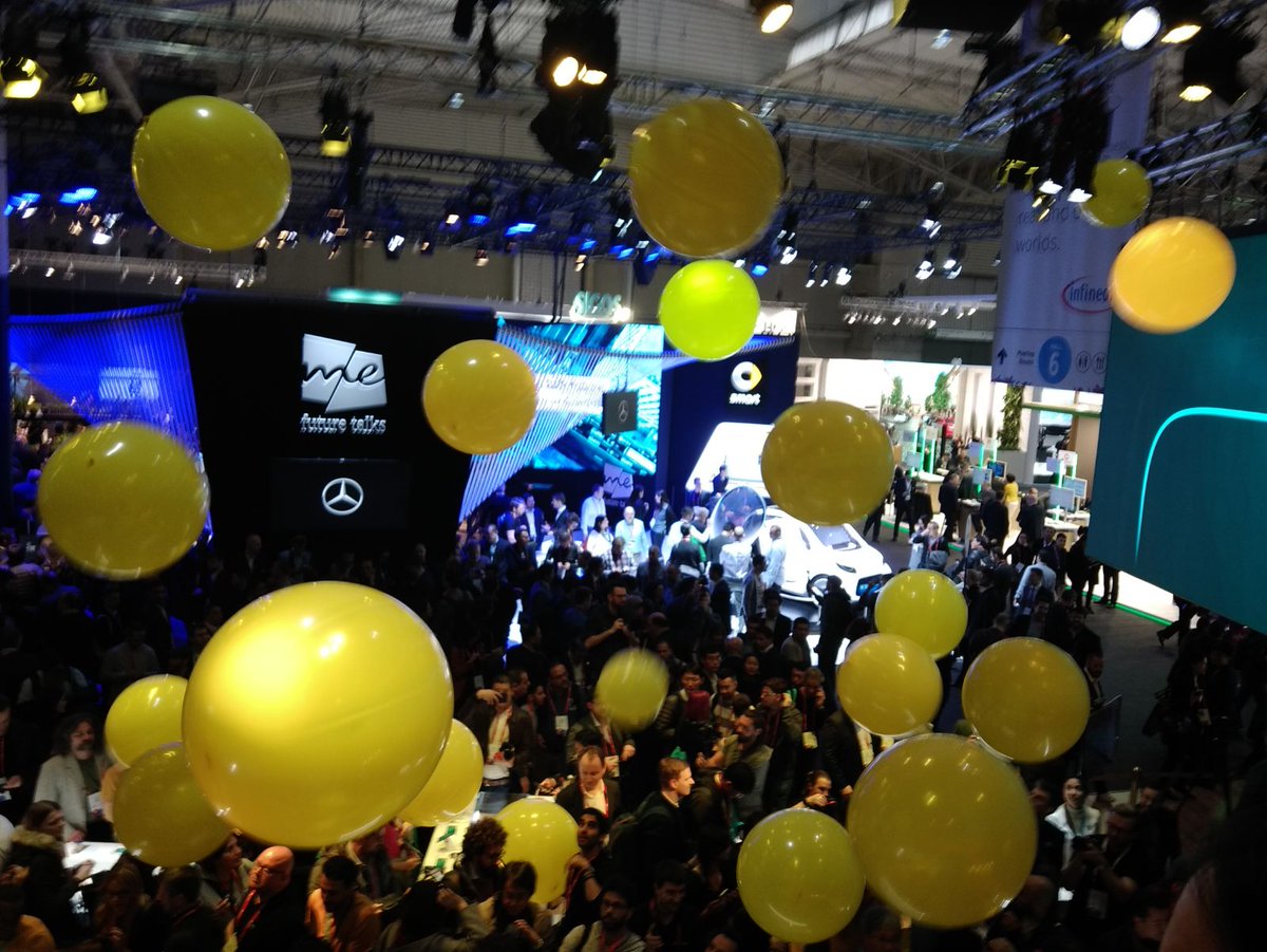 Frc_Bt's tweet image. Quand #Wiko envoie les bulles pour la sortie du View2... #mwc18