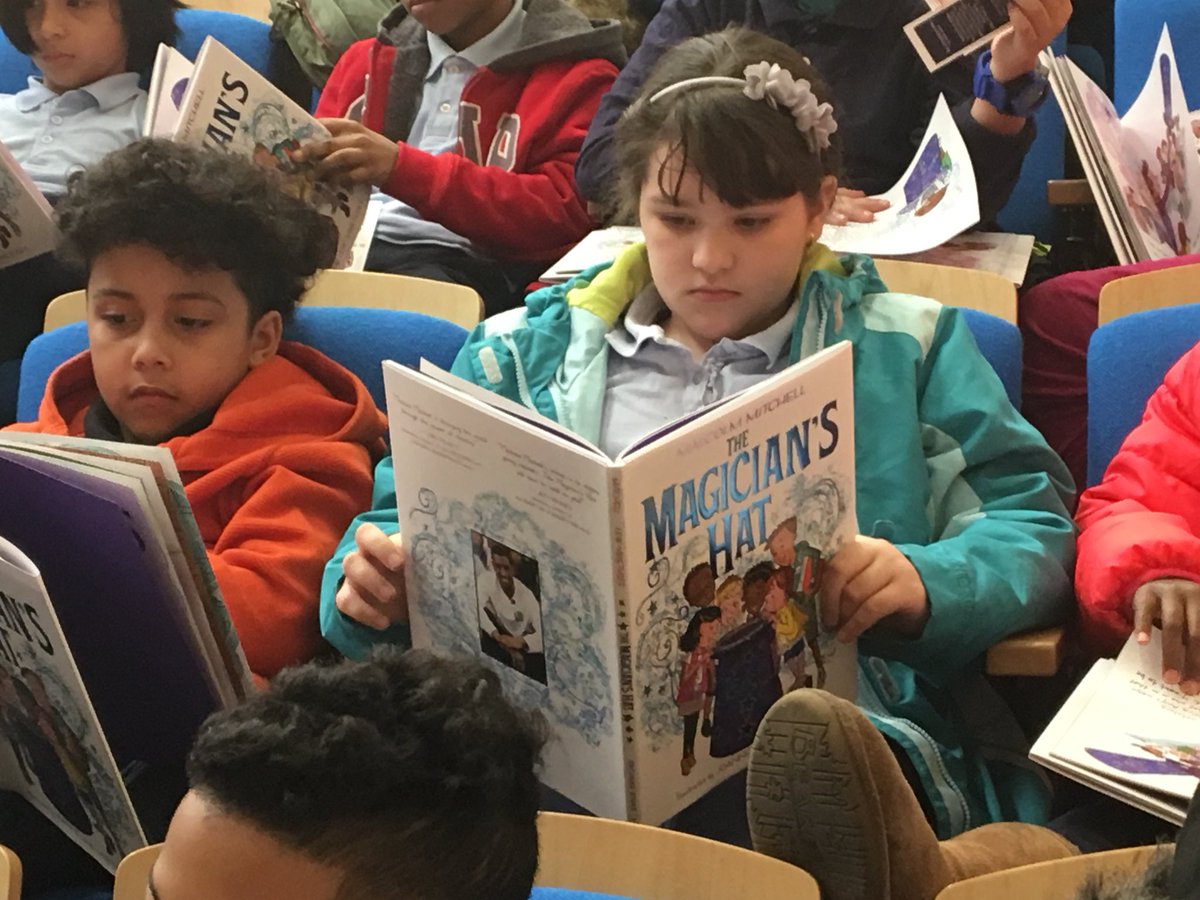 ButchStearns's tweet photo. PICS: kids @BPLBoston reading #MagiciansHat @Money_Mitch26 #patriots #malcolmmitchells book Story tonight @boston25 at 4,5 & 6 @Bos25Sports https://t.co/8Vg2Q1nvsq