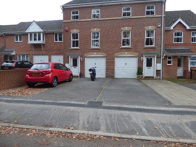 Available to move in straight away and no need for a deposit! Speak to us now to book a viewing ...02380900808 leaders.co.uk/properties/111… #eastleigh #chandlers-ford @PropertyHants @DavidHedgeEnd