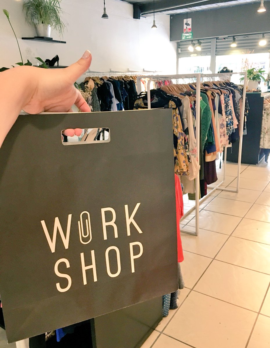 TuVecinaLaRica's tweet photo. Fui a @workshopf2b a recibir mi premio del #retolabios y me enamoré de todoooo!!! 😍 https://t.co/LYB53IKqHF