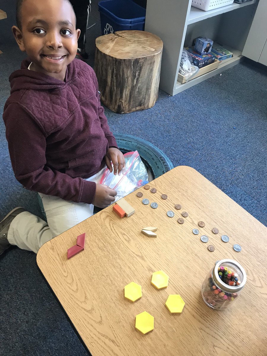 MrsRenner1's tweet photo. Collecting and counting 120 items from around the room! #120daysoflearning @FEShseIN https://t.co/OfTLnhgWB0
