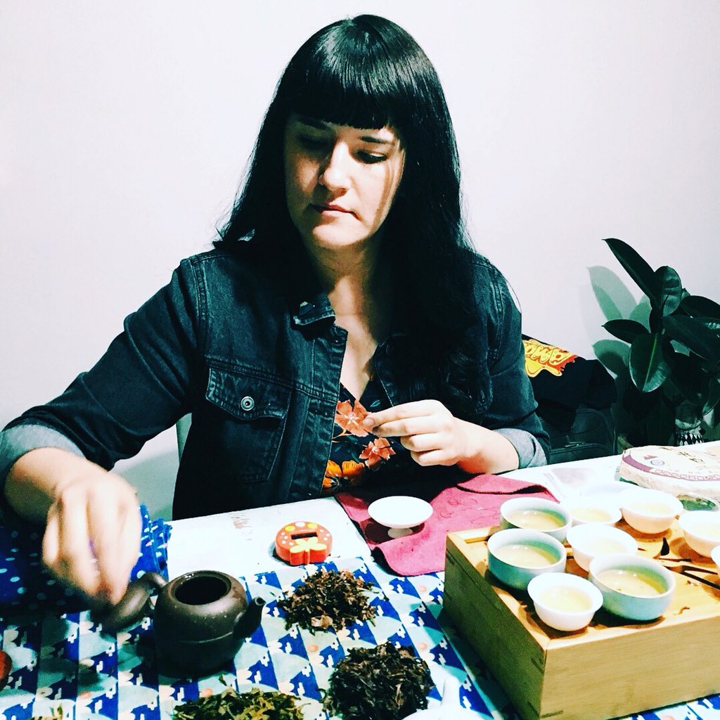 Handmademx's tweet photo. Tuvimos una tarde de té, gracias @miausoft por compartirnos tu conocimiento y amor por el té. 🍃 Fotos: 📷 @licca_quintero y @mar_ele_rom https://t.co/mUh4PHxB7G