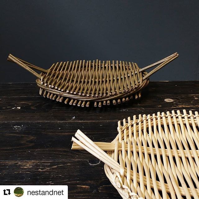 Patrizia's baskets #kindredstudios
#kindredstudiosartists🌞
@nestandnet
・・・
Tension basket - Catalan tray
#willowbasket #basketry #traditionalbasket #weave #weaving #nestandnet #wood #oldschoolnewartstudios ift.tt/2EUn80f