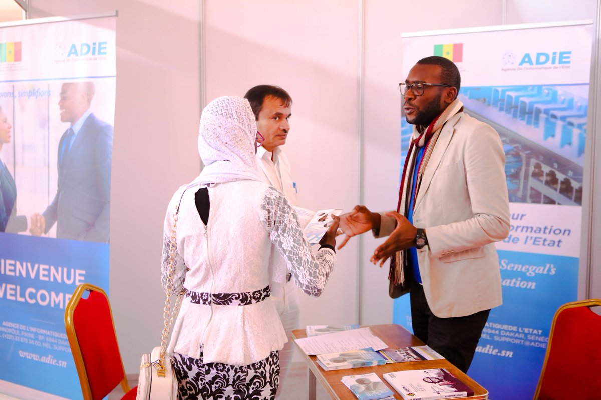 SN_Numerique's tweet photo. L'#ADIE, "partenaire institutionnel" du #SENCON2018, était présente à ce Salon International. Au cours de cet événement, l'ADIE a eu à animer un stand et à satisfaire les besoins en connectivité des visiteurs et participants avec l'installation d'un réseau Wi-Fi. #Kebetu #Senegal https://t.co/cGVtmaEMkO
