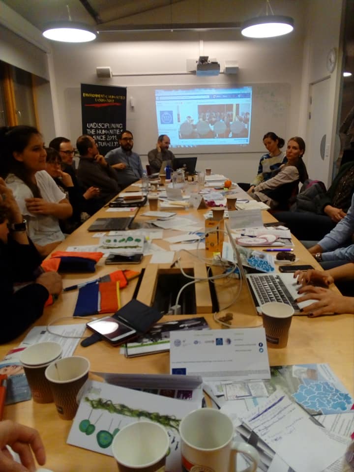 EuracMinorities's tweet image. Our researcher Johanna Mitterhofer participated in a Roundtable on #Climate Change and #Migrationt co-organized by the World Trade Institute of the University of Bern (Switzerland) and the Environmental Humanities Laboratory at the KTH Royal Institute of Technology in Stockholm.