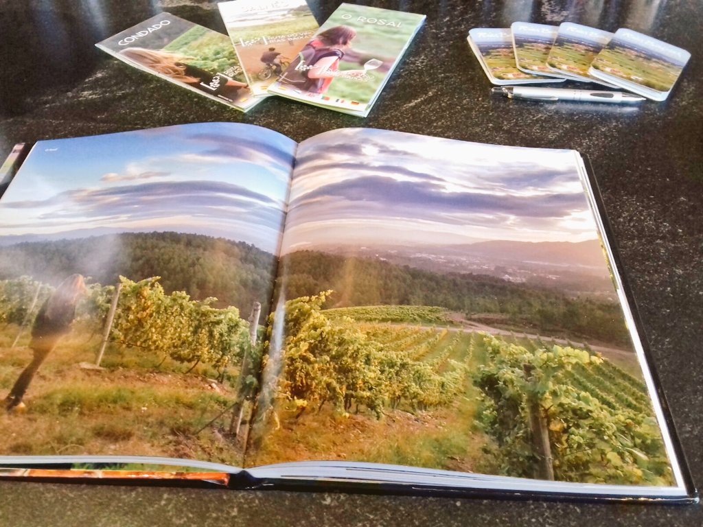 Todo preparado para el seminario que <a href="/Rias_Baixas/">D.O. Rías Baixas</a> impartirá a profesionales del sector en #Boston. Welcome and thanks for coming! #doriasbaixas #iamalbariñoriasbaixas