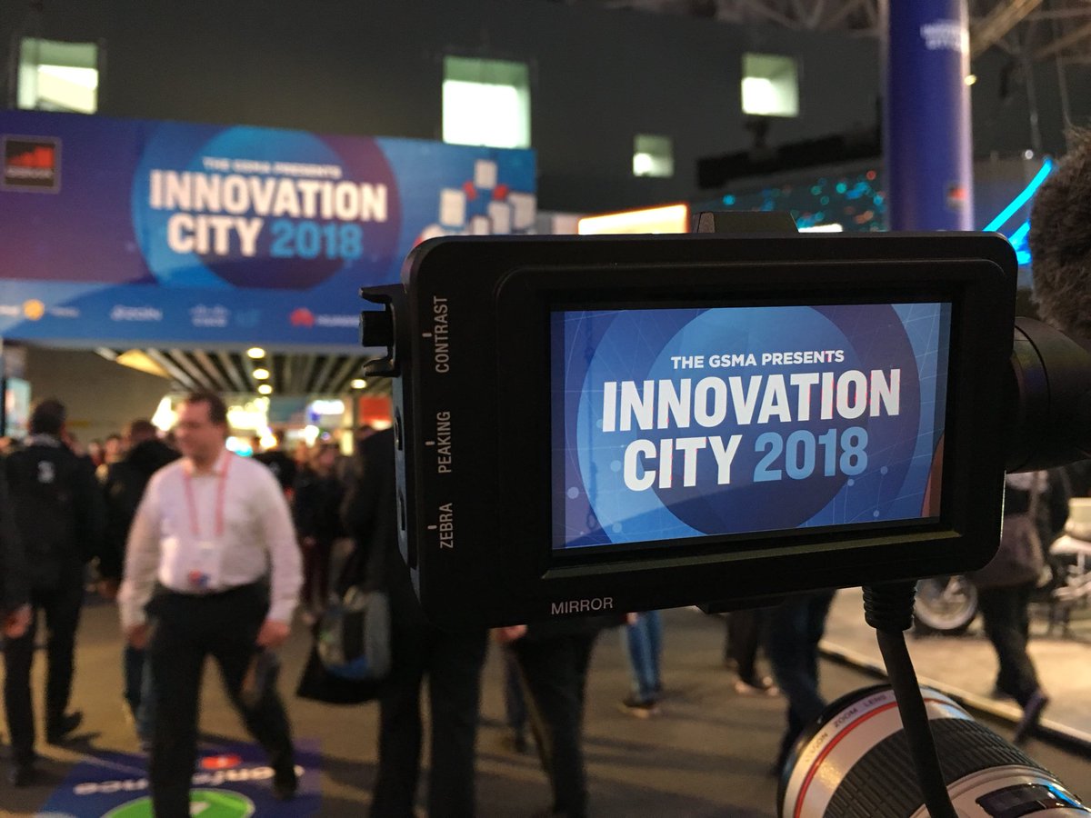 FirstdraftM's tweet image. Tournage @SCC_info en direct du #MWC18 à Barcelone.