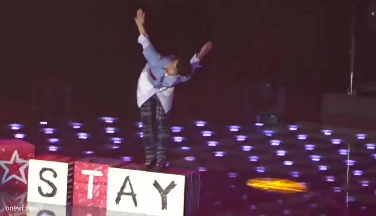 180218 - 180226 STAAYYY~~~ 😂