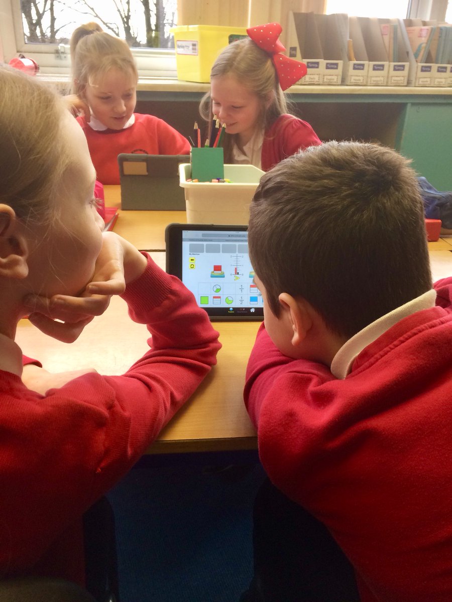 BPSMsMacCallum's tweet image. We like using the iPads to play maths games. #fractionsarefun @BonnybridgePS