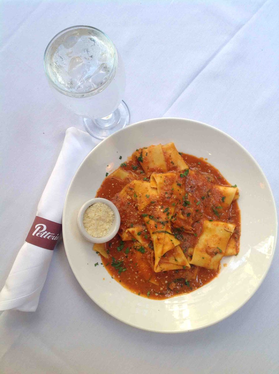 Petterinos's tweet photo. Our pappardelle bolognese is here to brighten up your Monday!
#loopeats https://t.co/OecpmK6wHu