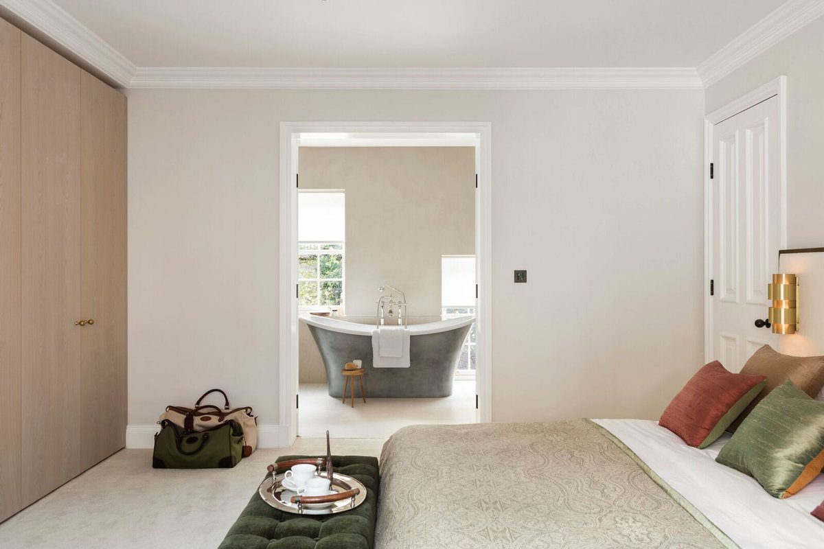 EttingerLondon's tweet image. We are delighted to be mentioned by @WalpoleUK in this brilliant article about @echlinproperty latest project. Working with Echlin is always a pleasure &amp;amp; this collaboration was great fun! 

Read more: ow.ly/xayq30iCIMC 

#Echlin #WalpoleUK #LuxuryLifetyle #LuxuryHome