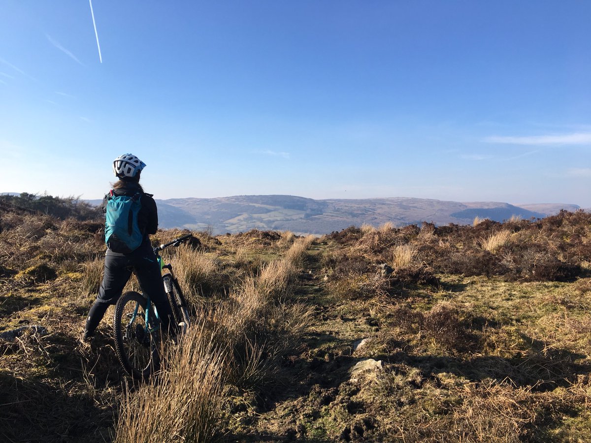 mtnyogabreaks's tweet photo. What better than to be out on your bike all day in the fabulous Elan Valley #mtbwomen #walesneverfails #mountainbike #getoutdoors #adventure https://t.co/vdQjnp7QXj
