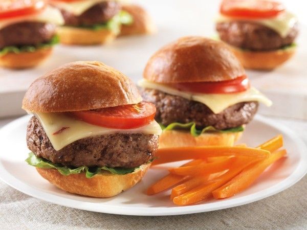 AngusBrands's tweet image. #MarchMadness is just around the corner! Serve up some tasty sliders or juicy meatballs with Angus Brands ground beef selections. buff.ly/2Fgh5jF #soversatile