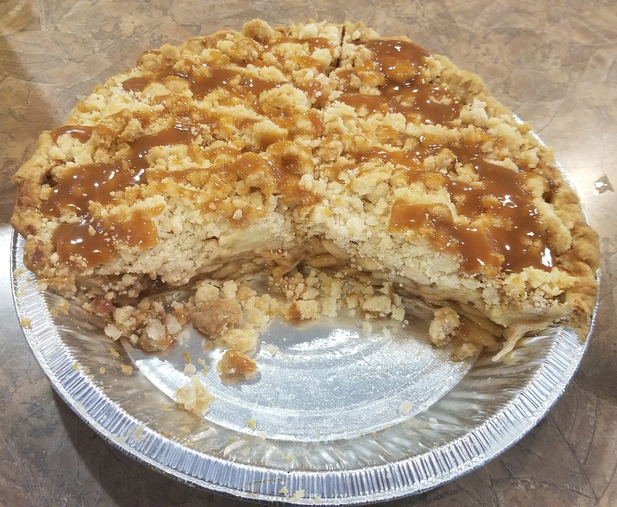 Are you thinking dessert?? Try a slice of our Caramel Apple Pie!
#pie #caramelapplepie #dessert