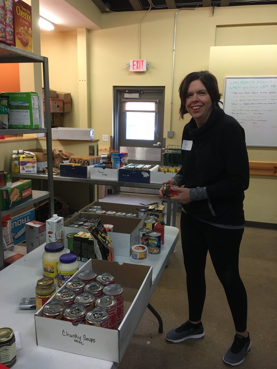 WBLfoodshelf's tweet photo. We were honored to have our amazing board and resource committee members volunteering at the food shelf today! #BonusSaturday https://t.co/k2BlS0P5SZ