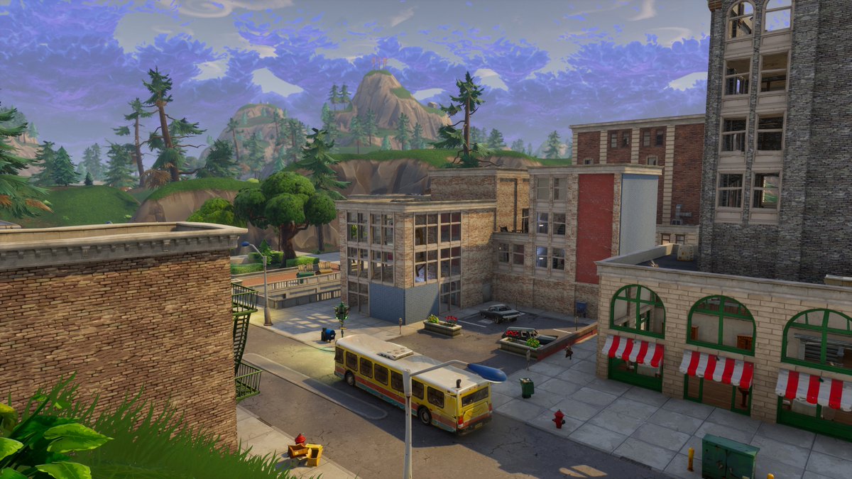 FortniteBR's tweet photo. Epic are aware of players being unable to equip or shoot guns during early game, it has been fixed for the next patch. #Fortnite https://t.co/jvulGvRaSj