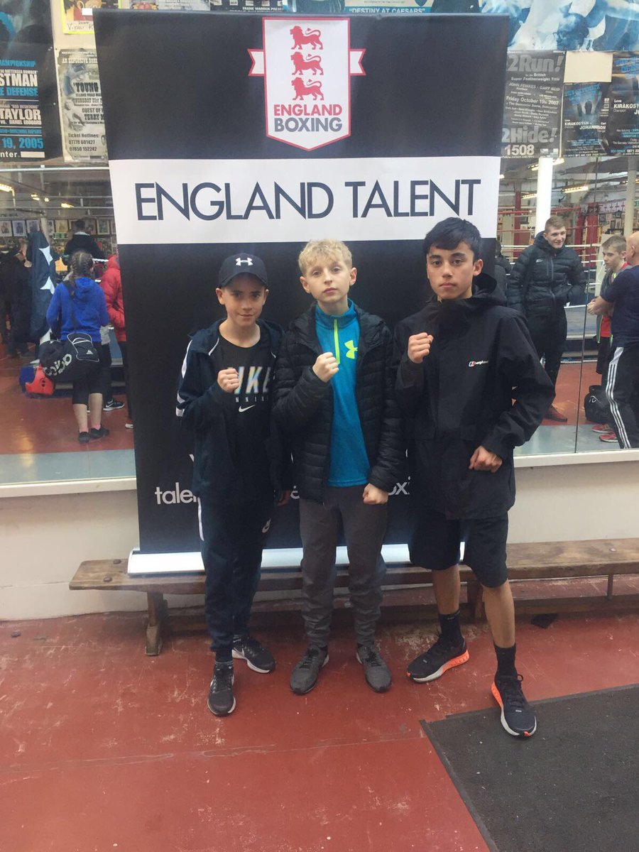 Geminiabc1's tweet photo. Some great sparring today for our top prospects at @England_Boxing camp! Well done Leighton, Lucas, Frankie and Anthony #teamgemini https://t.co/qZbNQFbwxL