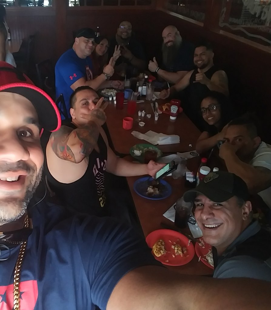 PrideOfMexico's tweet photo. In Orlando already for tonight show Carlito vs elpatron at the firefrog stadium 
Here with my friends and family , my brother and brothers in the biz we always watch each other’s back la familia siempre juntos en todo momento los veo en la lucha HOY amigos https://t.co/5Zh18TDJah
