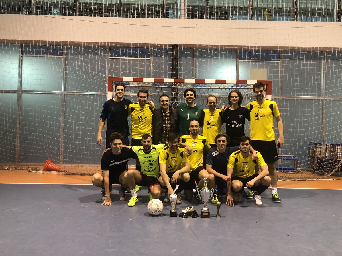 AAvedruna's tweet photo. Final del torneo. Muchas gracias a participantes, acompañantes, Hermanas, profesores y alumnos que han estado hoy con nosotros. https://t.co/Dh2VphzYn6