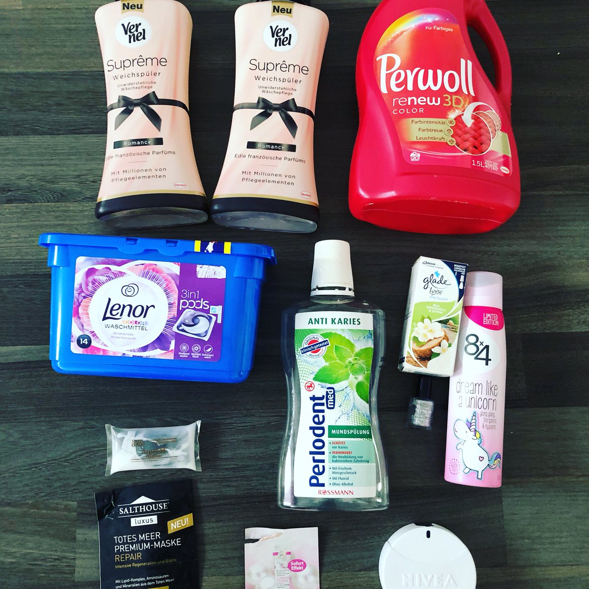 Gewinnbiene's tweet image. 🛒🛍 #Aufgebraucht 🤗 den Duft von glade mag ich ganz gern, der hängt immer im Bad bei mir. Das NIVEA Parfüm musste ich als NIVEA Fan unbedingt haben, verfliegt aber schnell. Von den pods bin ich auch begeistert.