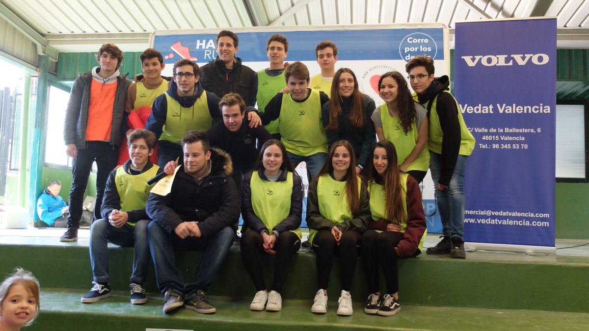 chiqui_mas's tweet photo. Increíble @HappRun. Estos chicos son geniales!! Gracias por vuestro trabajo a beneficio de @mamasenacciones https://t.co/jKhaFjDyHe