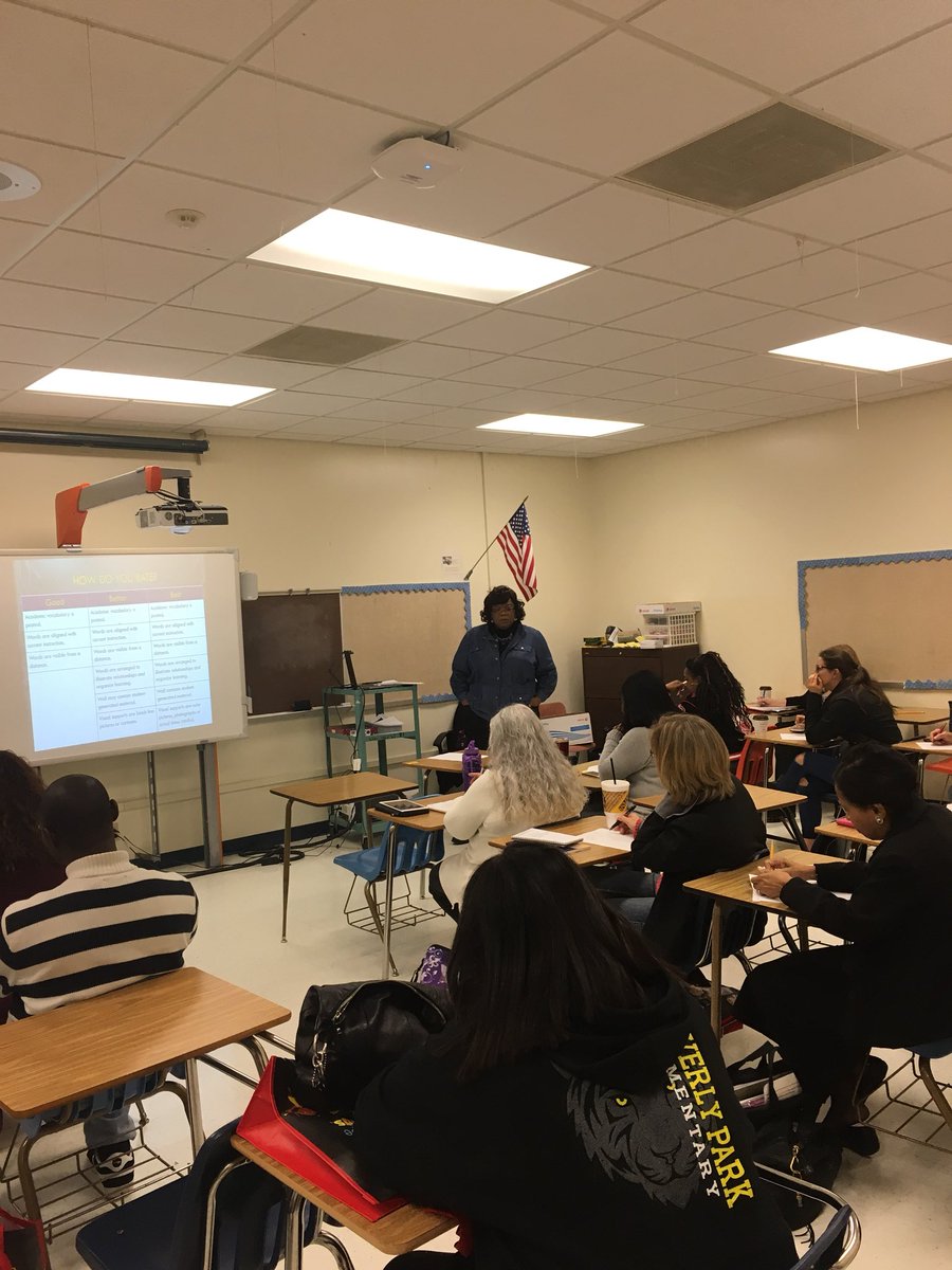 betsylovesmath's tweet image. Connecting mathematics and literacy! #fwlc18 @FWISD_Math @FWISDCurriculum @FWISD_Literacy2