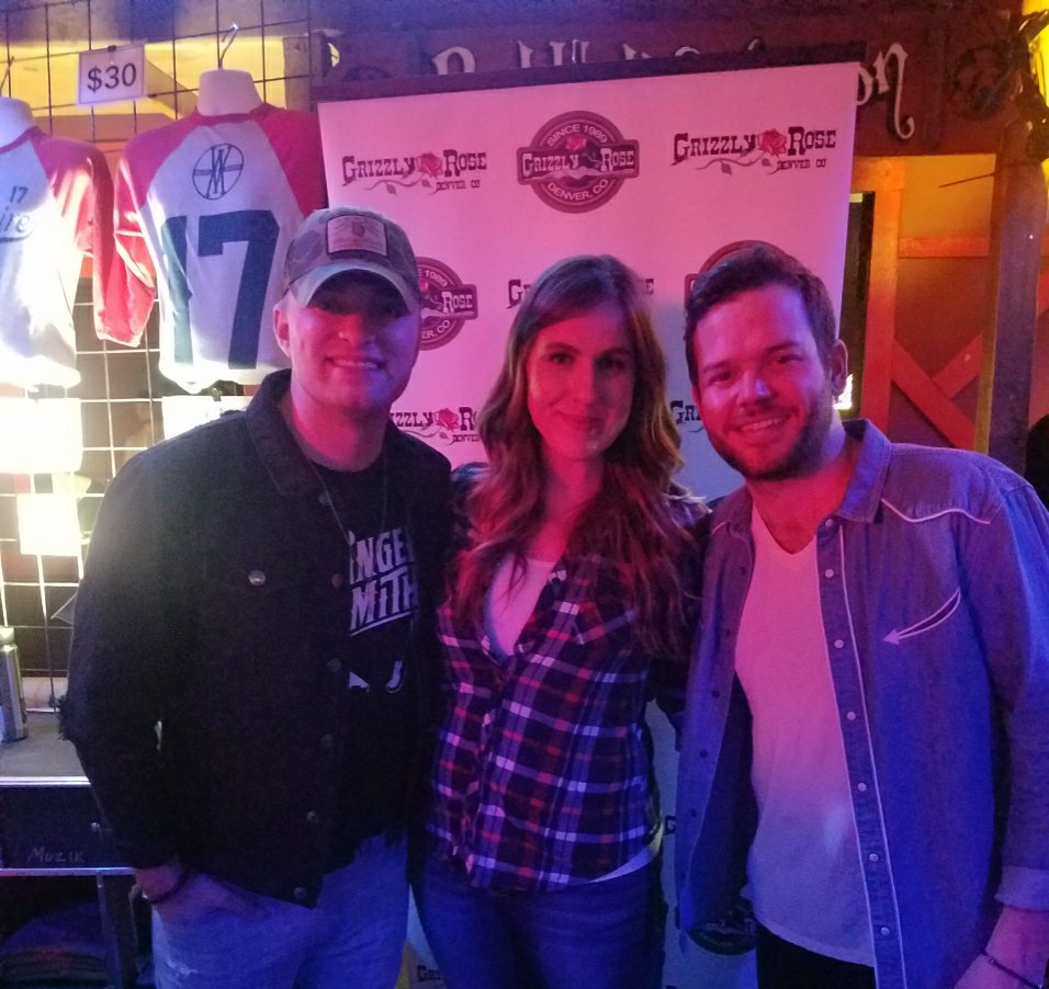 MissTashaBell's tweet photo. #grizzlyrose night #1 😍 @GrangerSmith thanks for playing #cherrylipstick I'm convinced he did it just for me ❤❤ see you again tonight!!!! https://t.co/Iq6jUx4a9S