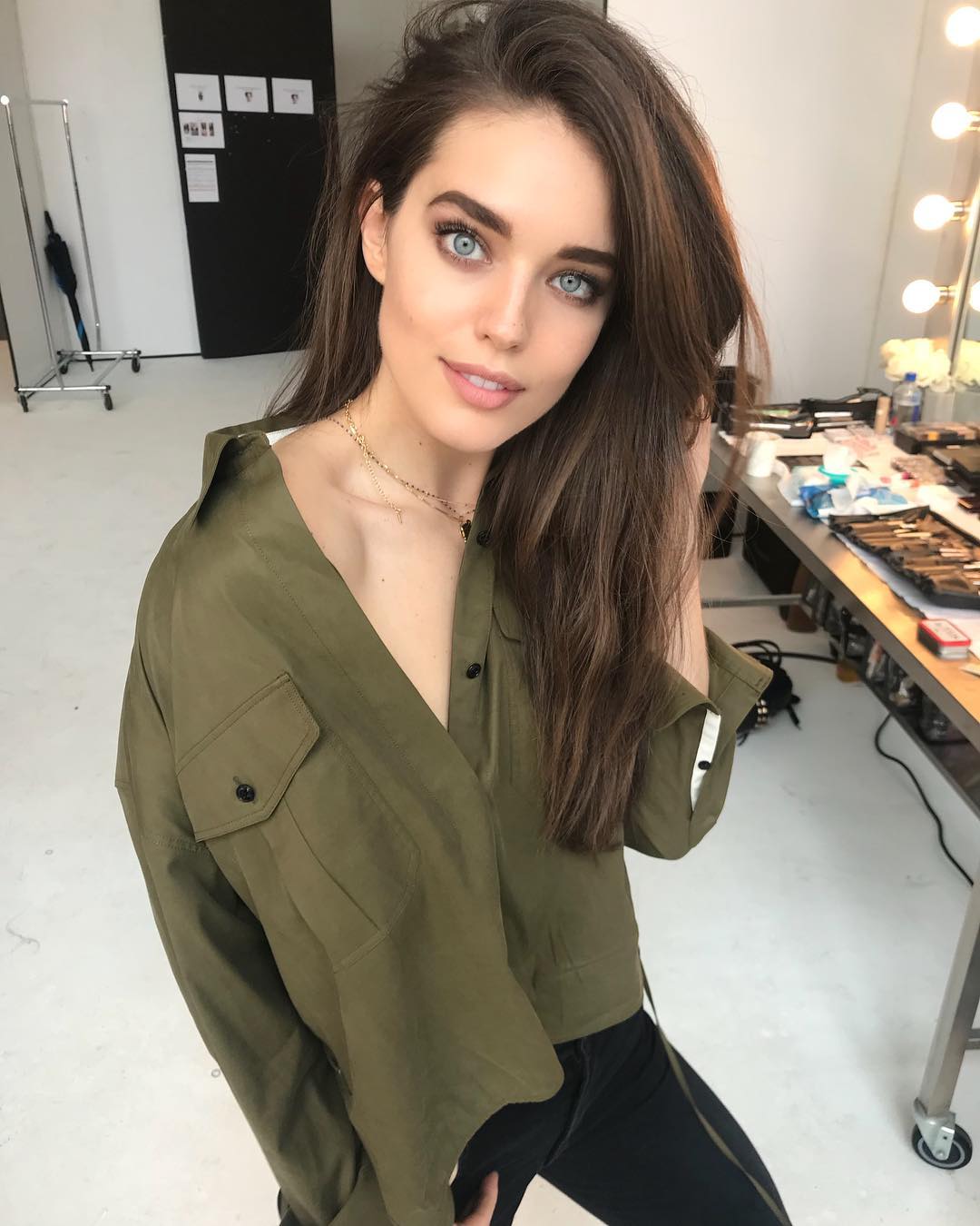  happy birthday Ms. Emily Didonato , God has given His Kingdom for you 