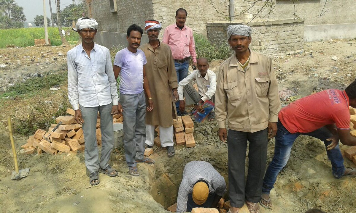 CleanAraria's tweet photo. Sanitation is one of the key factor to remain healthy, lets thanks to @swachhbharat @LSBA_Bihar due to which rural sanitation awairness and implementation is seen with the sustainable and ecological friendly toilet construction for #OpenDefecationFreevillage #mycleanindia #ZSBP https://t.co/I7QC1MRinJ