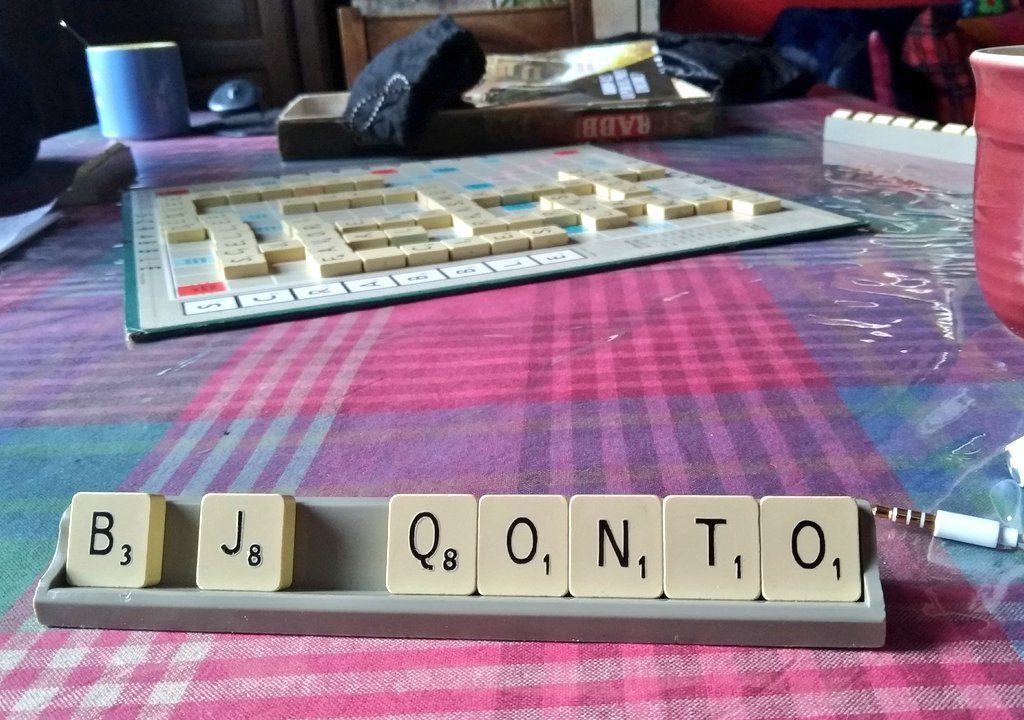 GaelBNDT's tweet photo. Dommage ça que vous ne passez pas au scrabble #Qonto @getqonto  ;) https://t.co/o53F3DVSVn
