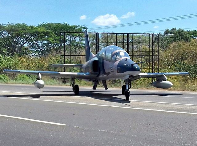 History_FlightV's tweet photo. Grupo Aéreo de Operaciones Especiales Nº15 desplegados en los Ejercicios "Independencia 2018" en tramo carretero, Edo. Barinas. https://t.co/G0lvzACmBE