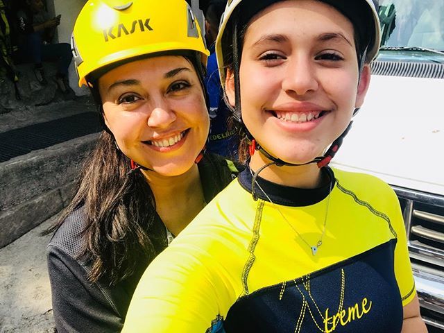MarcelaMexia's tweet photo. Listas!!!! 175 mts la 1ra tirolesa, le seguimos con 200 mts,
Puente de 150 mts y la última de 720 mts!!! A ver si puedo tomar video 😱 #micos #huastecapotosina #msxpediciones https://t.co/kilMrBwr8u https://t.co/JCkZ9L9Wfs