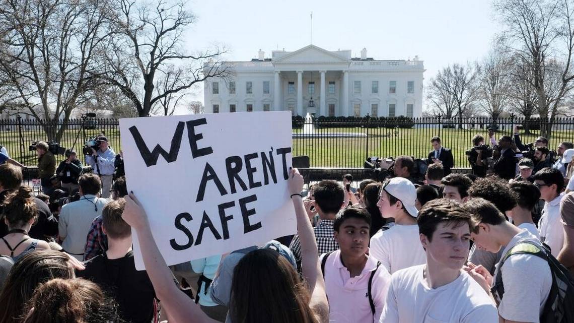 JustinParmenter's tweet photo. #ArmMeWith sufficient funding for psychologists and social workers in our schools. Statistics clearly show arming teachers would be a terrible mistake.  We must invest in our students’ social and emotional well-being instead.
#nced #ncga #ncpol #hsgedchat
https://t.co/3MljLw4K8i https://t.co/HK6hvemUcd