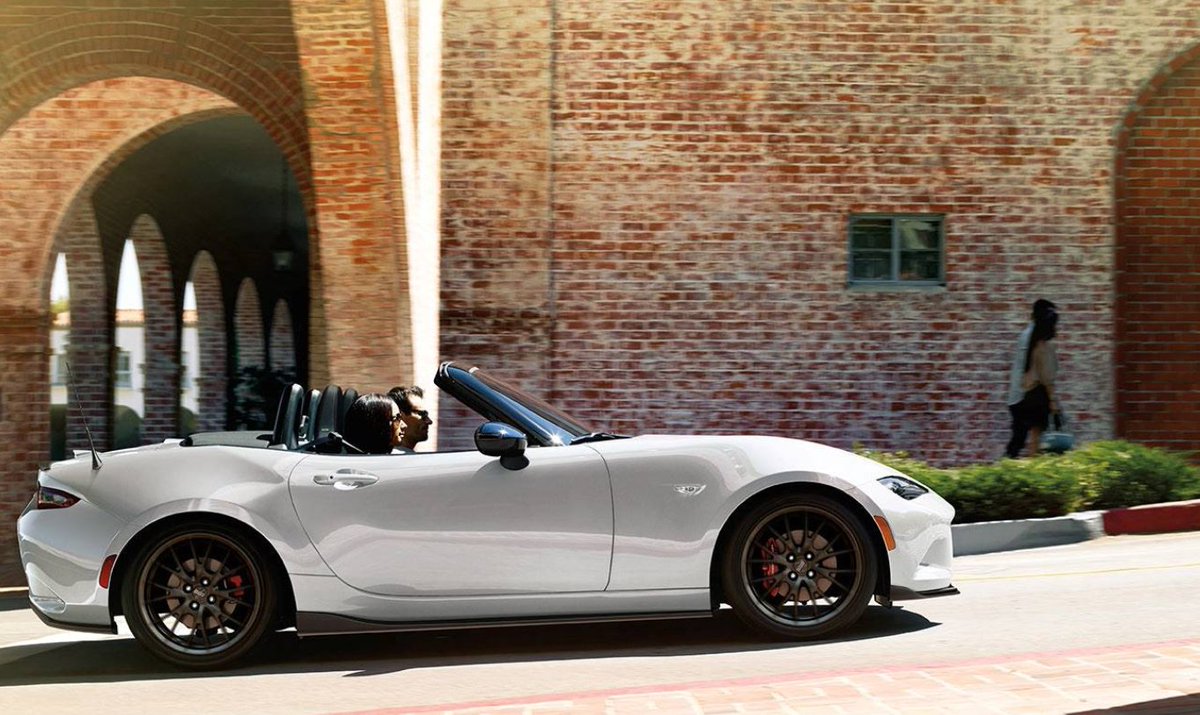 LithiaMazda's tweet photo. Cruising to anywhere. #Mazda https://t.co/weBryGN1QP https://t.co/tmIv3mzuw9