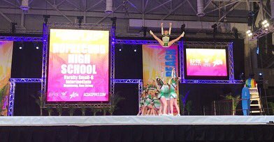 hhschiefscheer's tweet photo. Flying high on Day 1!💚🎀 #RTB18 #chiefnation https://t.co/QJgCRAr9zC