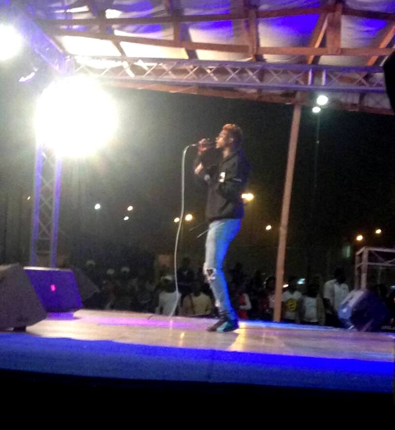 IamAngelo237's tweet photo. Concert anniversaire des 3 ans du magazine @chapchapmag hier. C’était super. Merci à vous 🙇🙏

Direction Ngaoundéré. Mes amis de l'ENSAI, je suis chez vous tout à l'heure pour votre soirée de parrainage. Livraison de Ndolè Chaud à domicile 🍵 https://t.co/4ioiJcQVyK