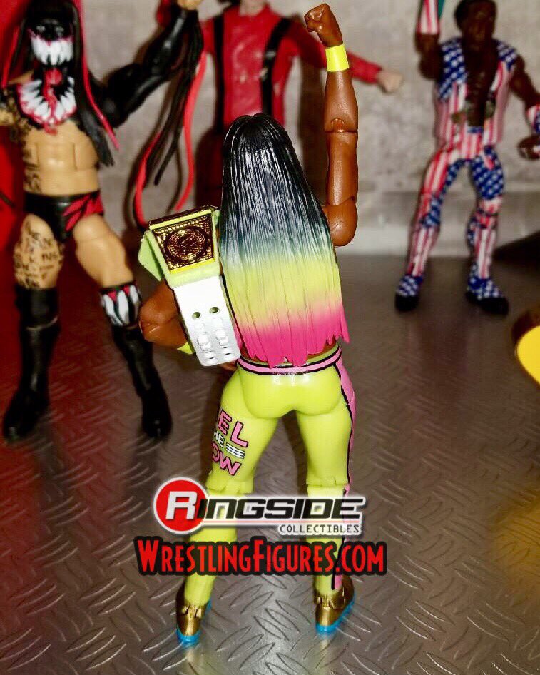 wwe walgreens exclusive naomi