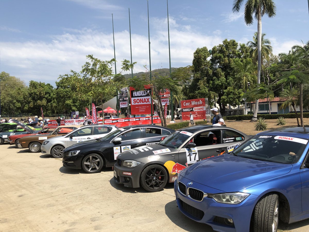 Ya están llegando los competidores del #RallyDelGolfoAlPacífico al Sexy Car Wash