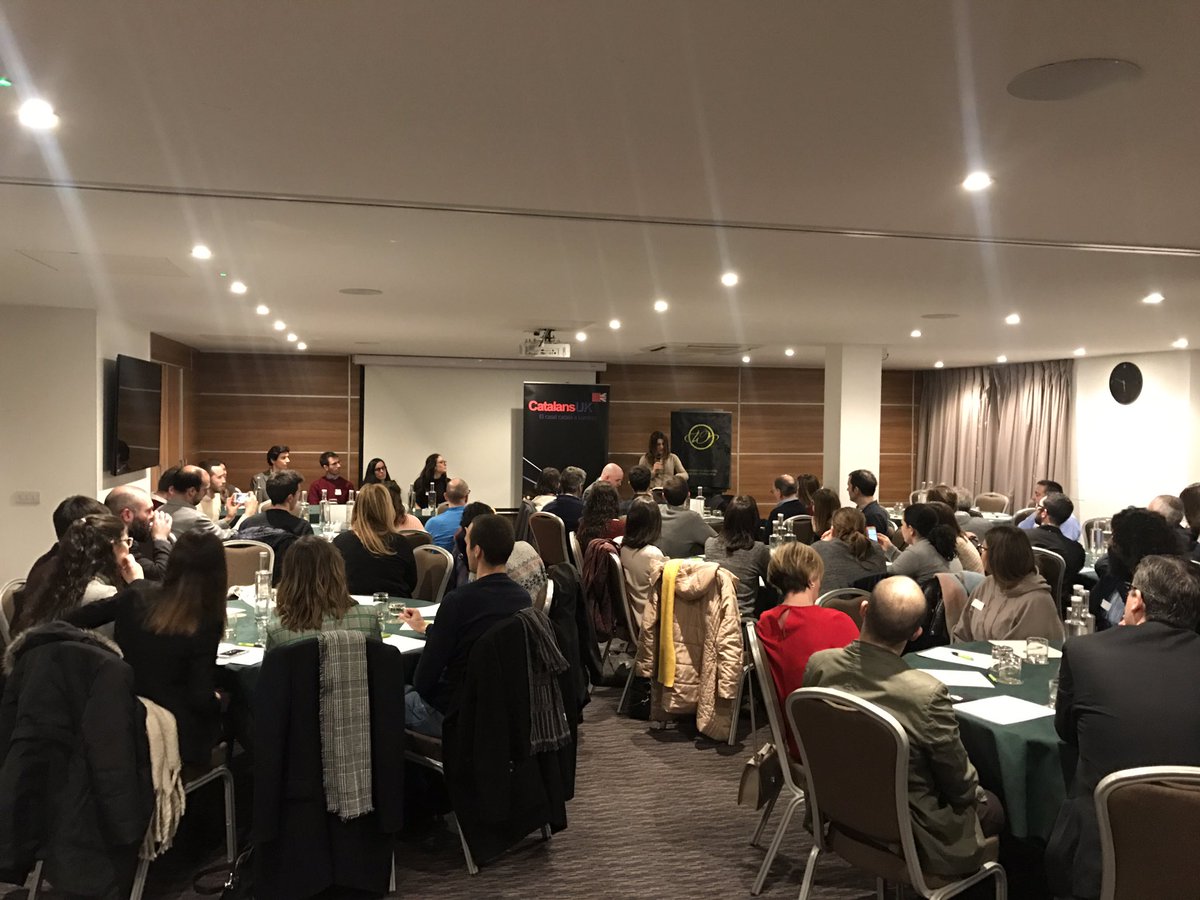 Full house avui a la 2a trobada de catalans professionals a Londres! Comencem! #CatalanNetwork