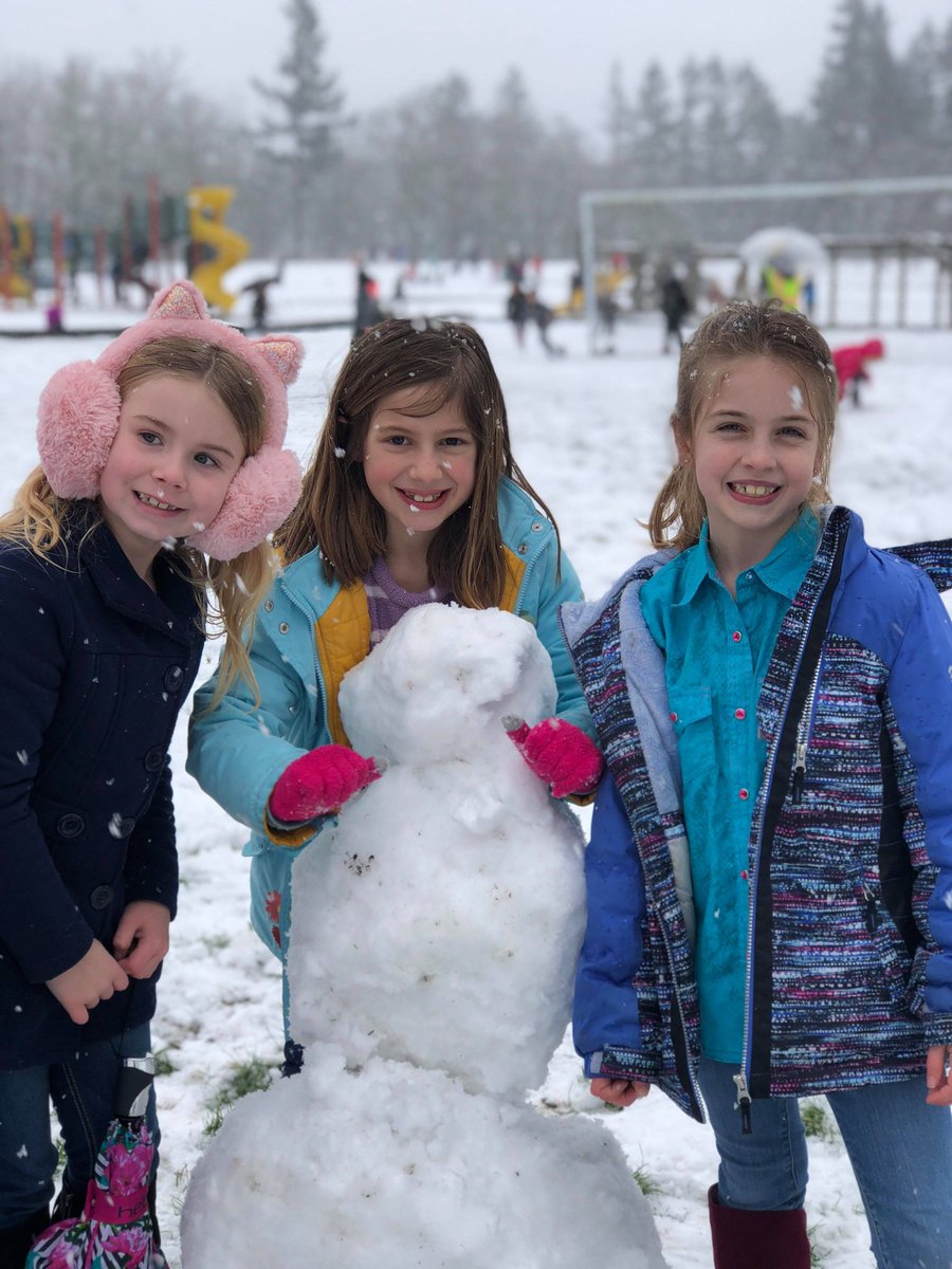 PrairiePanthers's tweet photo. Snow Day! https://t.co/nIMooxY1rz